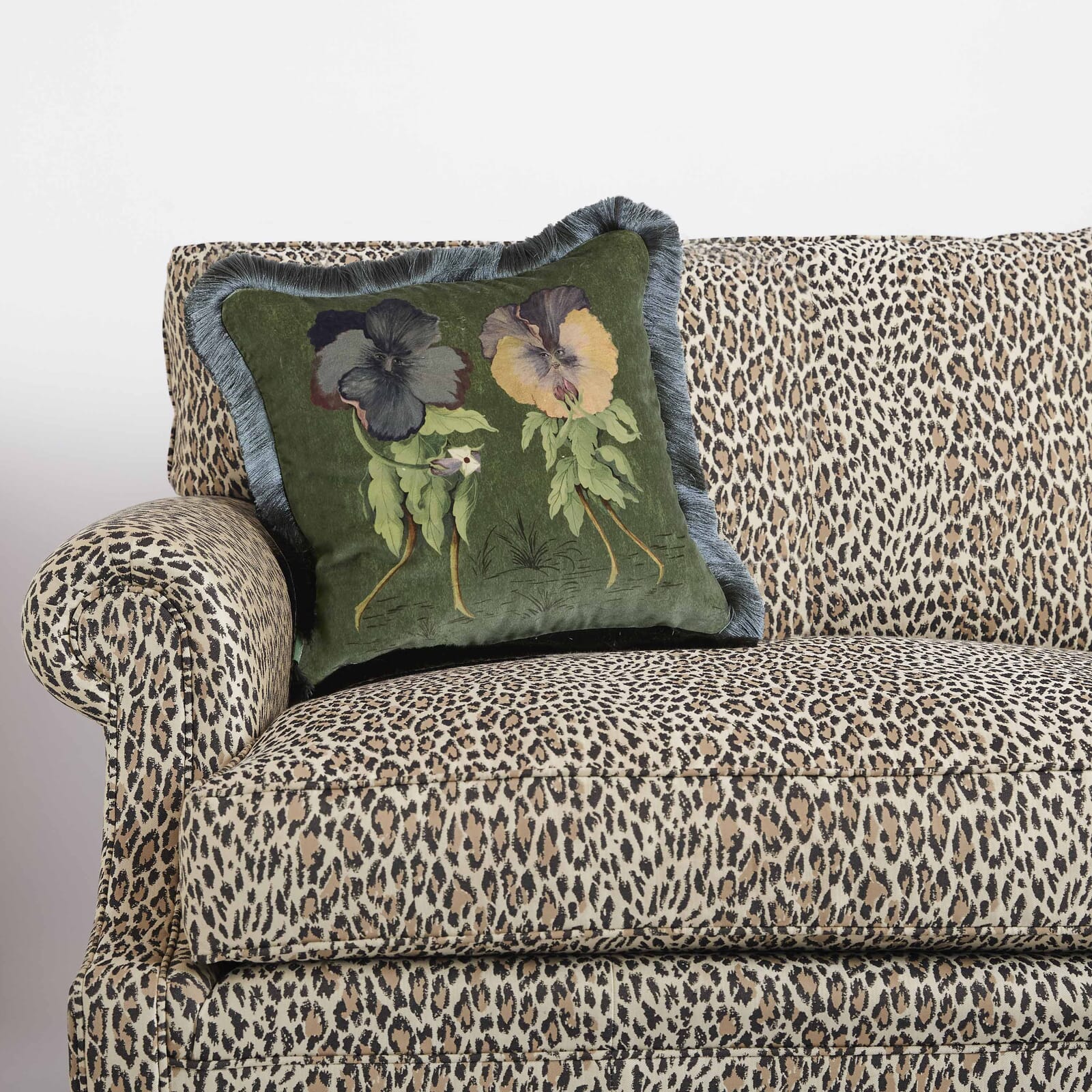 LOVE LETTER Medium Fringe Cushion - Verde