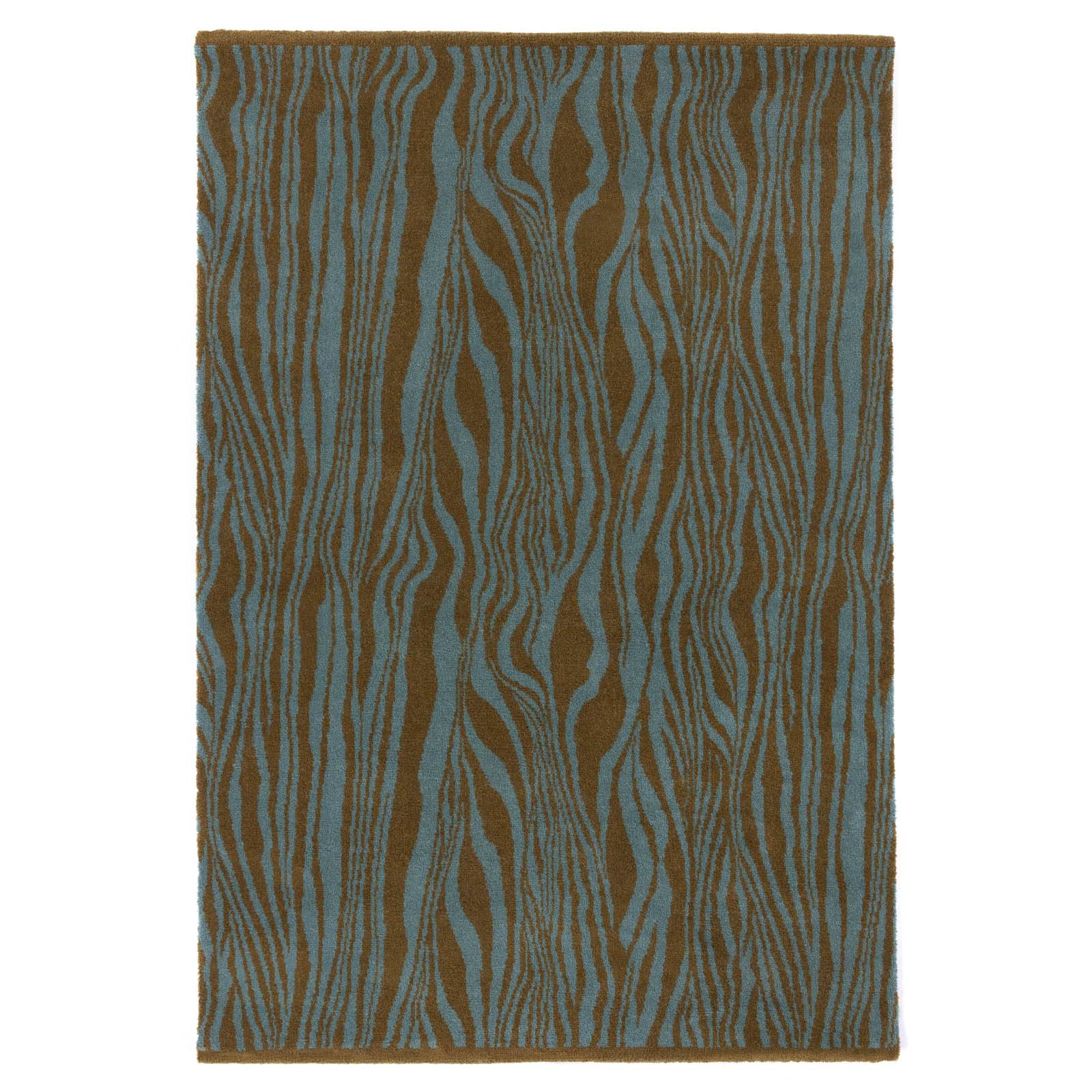 a rug with a pattern