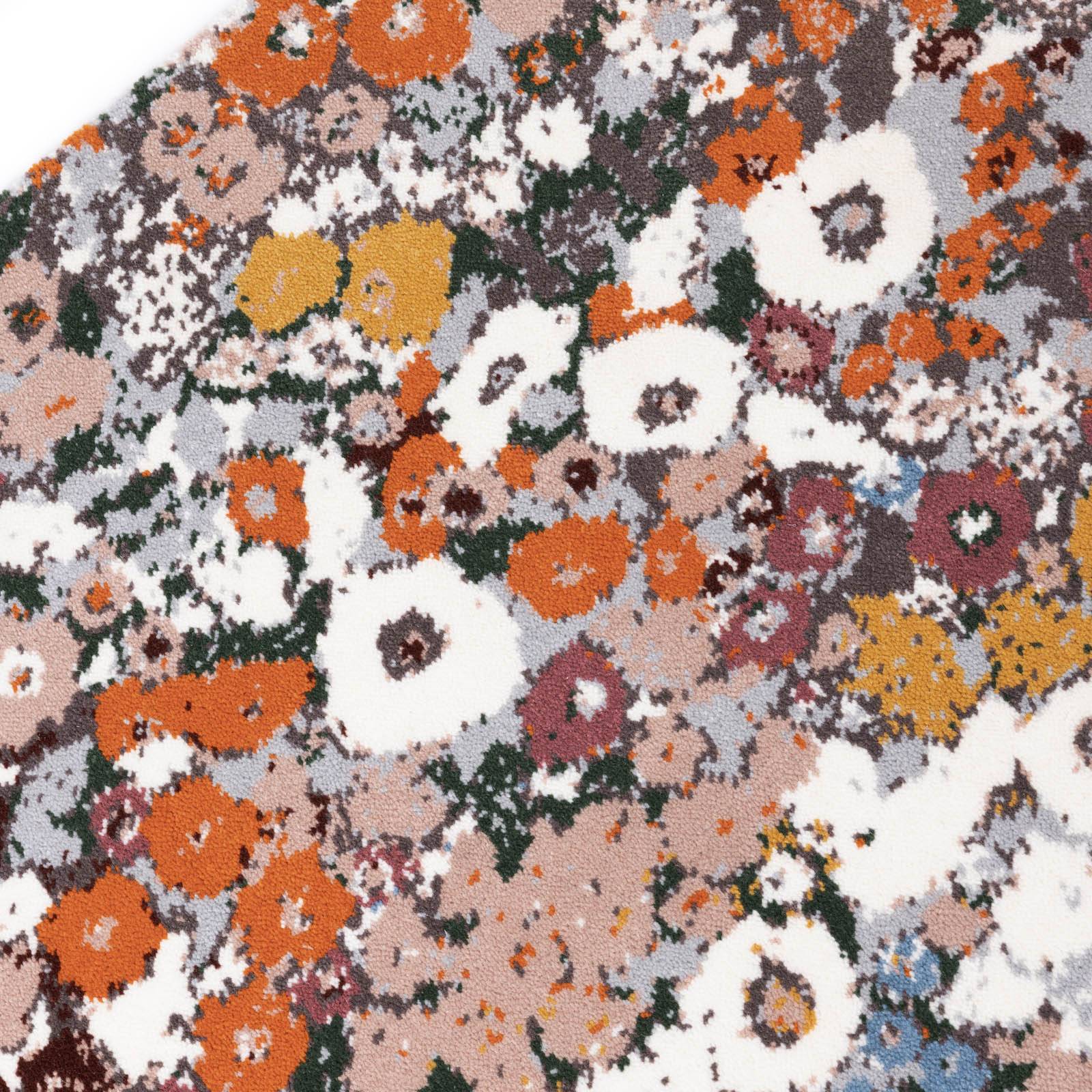 a close up of a carpet