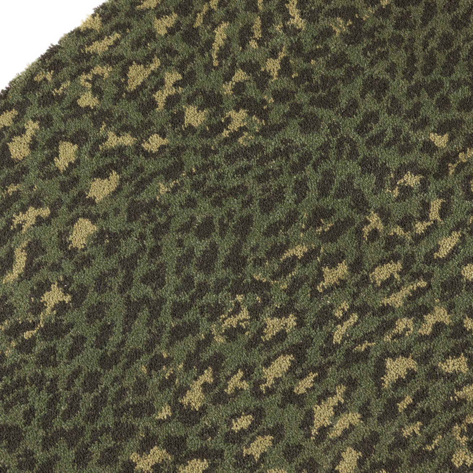 a close up of a carpet