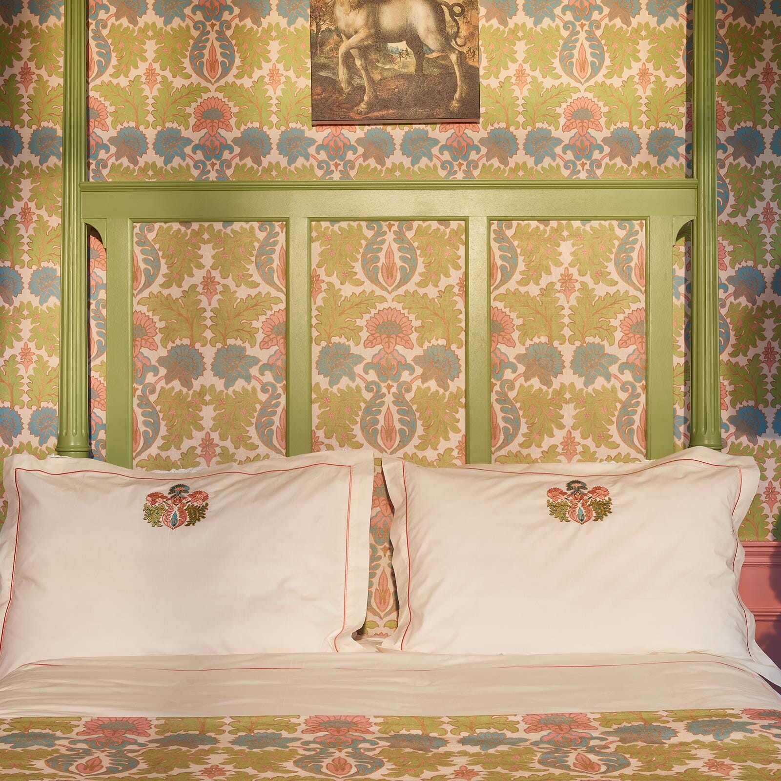 EMANIA Bedding Set